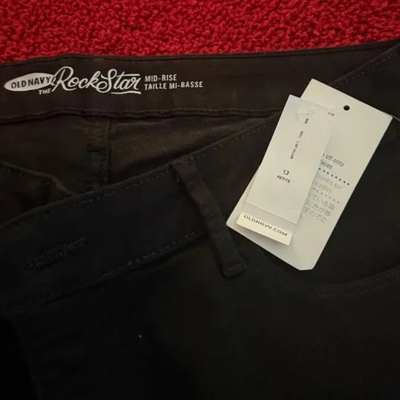 Old Navy mid-rise skinny black jeans, 12 petite. Never worn with tags. - Picture 3 of 4